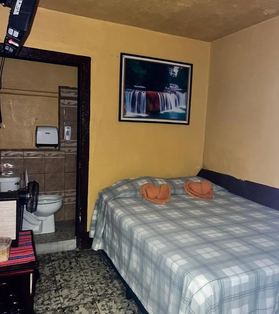 Hotel Alma Maya Antigua